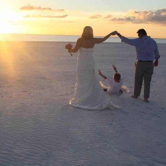 Meet your Posher, Julie - Picture 1 of 1